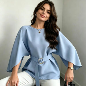 Chemise en satin avec ceinture