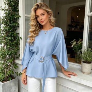 Chemise en satin avec ceinture